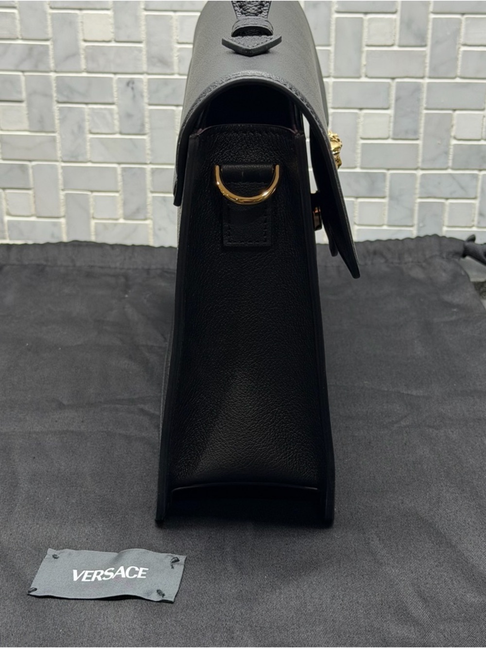 Versace Medium Vitello Leather Medusa Top Handle Bag Black Gold Crossbody Strap - Picture 6 of 15
